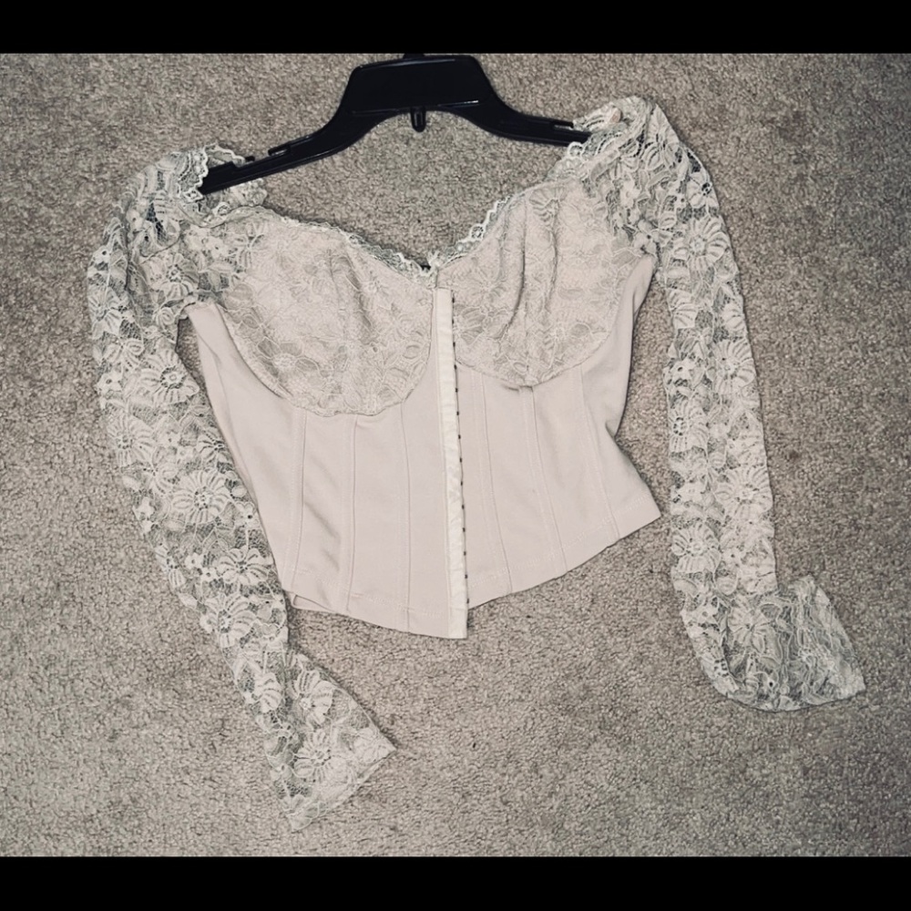 Woman’s nude size medium corset crop top